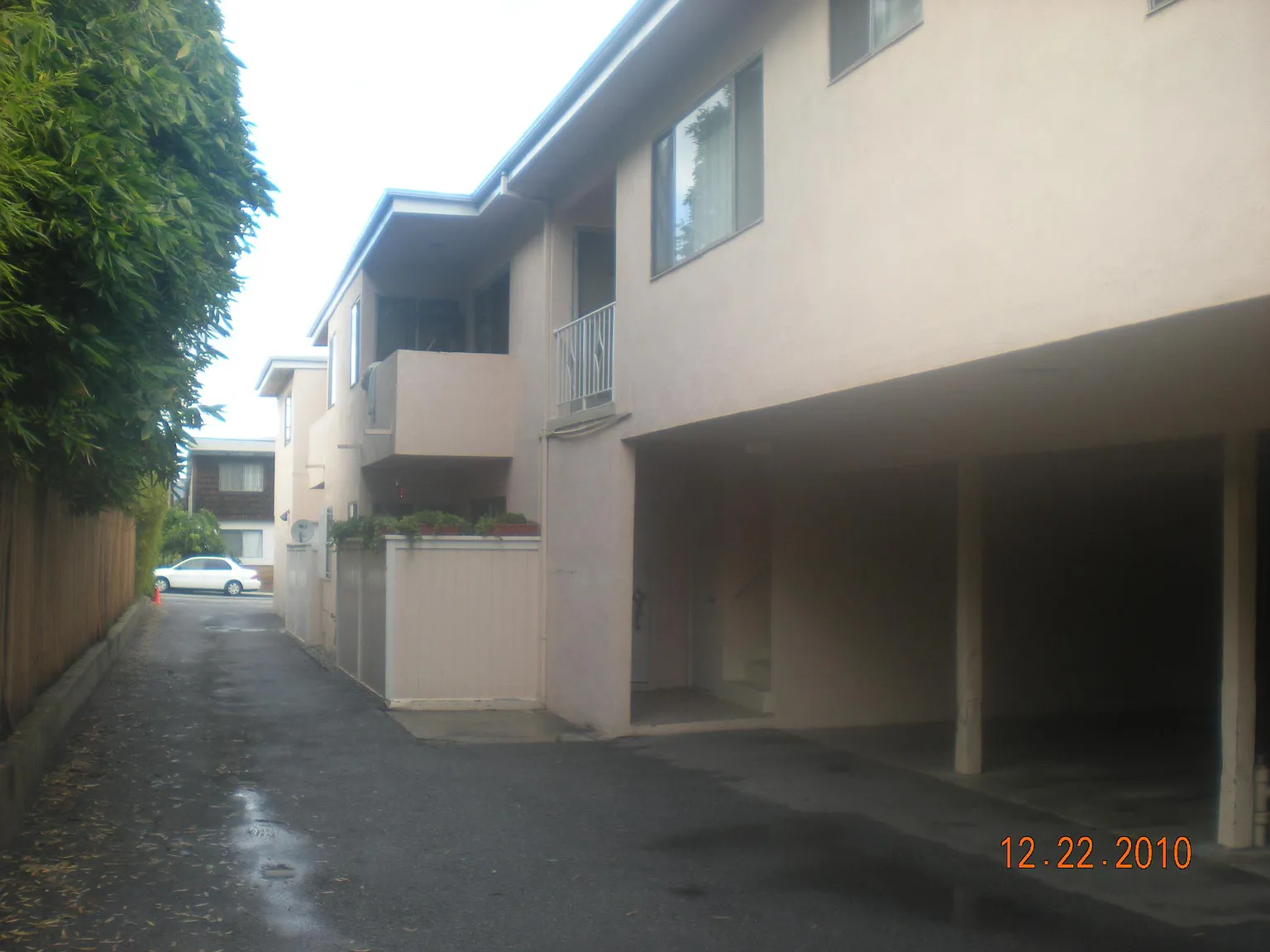 2 bed, 1200 sqft, $3,900 — Photo 3