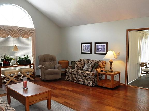 4th image of 5706 Sanderling Ln