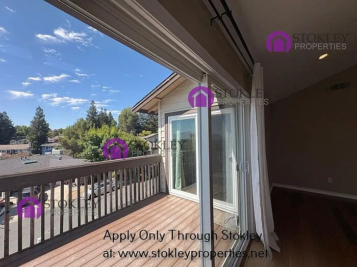 55 Saint Thomas Ln — Photo 15