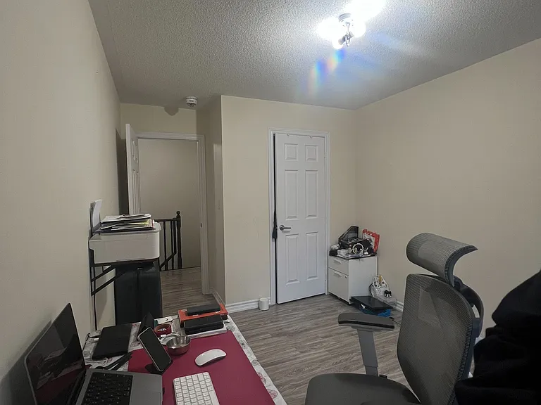 200 Veterans Dr E #100 — Photo 9