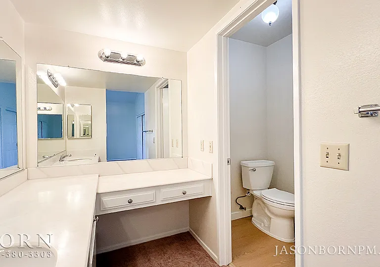 1815 Tipperary Ln — Photo 18