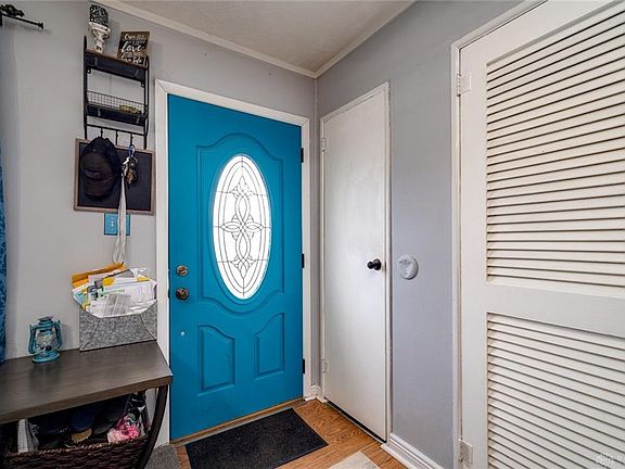 5th image of 173 Colebrook Dr