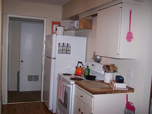 3rd image of 3603 Bobbie Ln