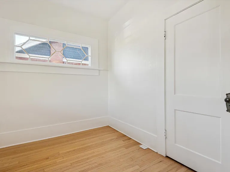 2644 Cherry St — Photo 14