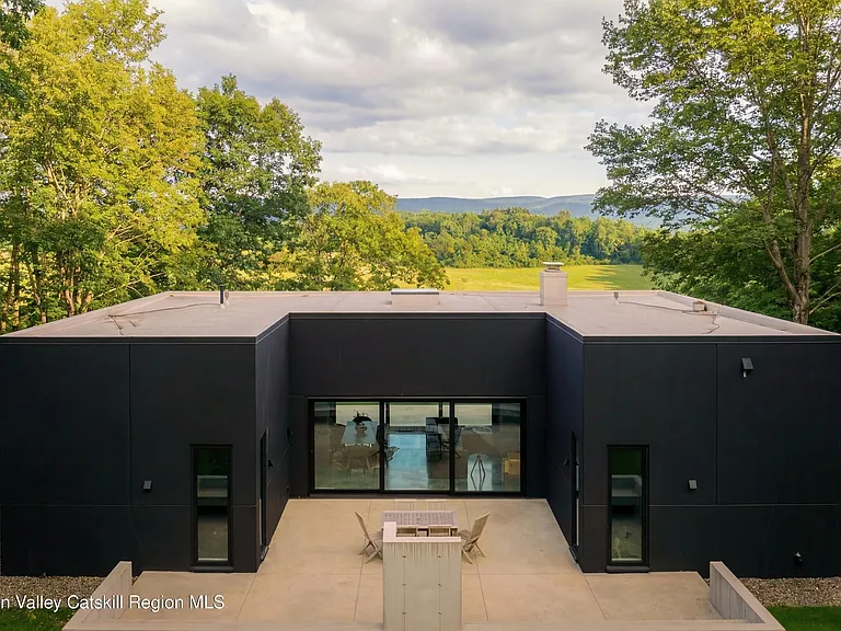 279 Tompkins Rd — Photo 23