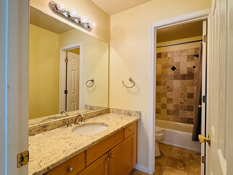 595 Oak Alley Way — Photo 24