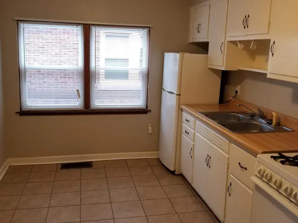 1831 Davis Ave APT 1, Whiting, IN 46394