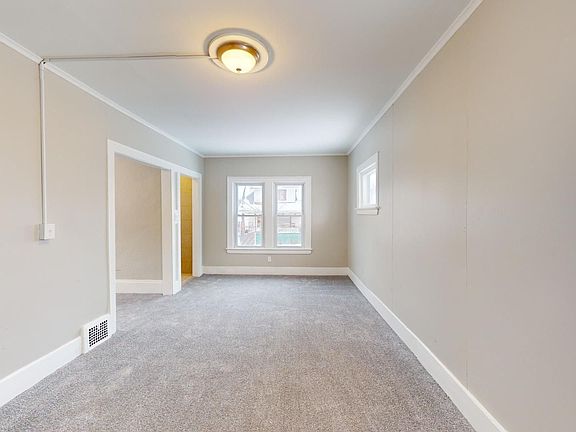 5th image of 4500 W 39th St
