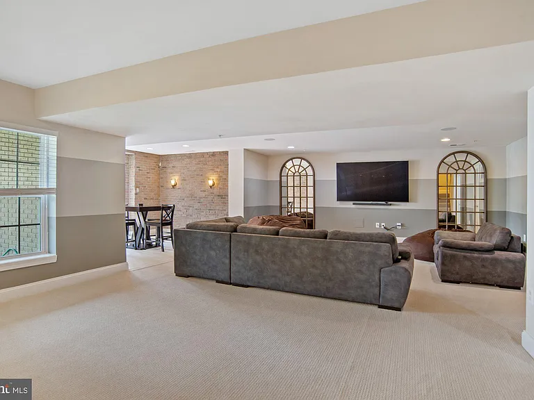 14202 Bentley Park Dr — Photo 39
