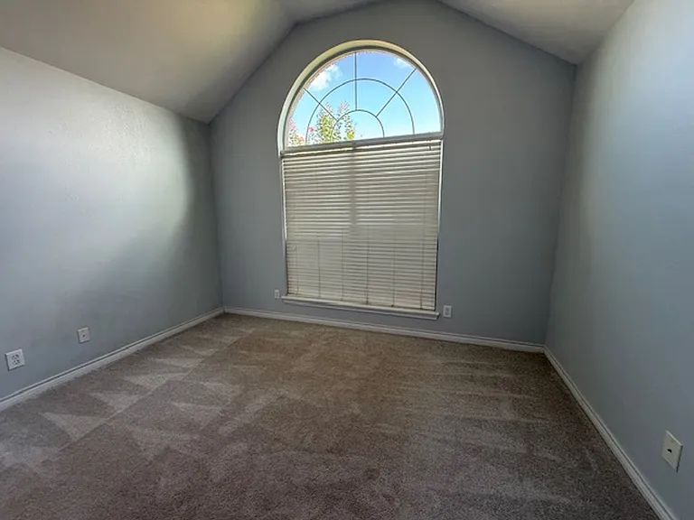 5409 Wagon Wheel Ave — Photo 15