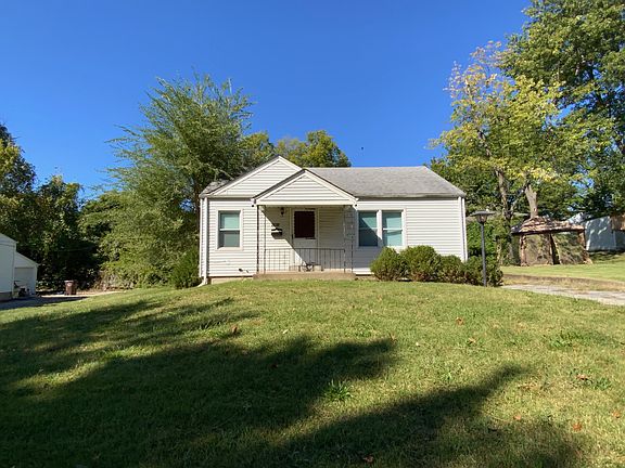 2nd image of 415 Jehling Dr
