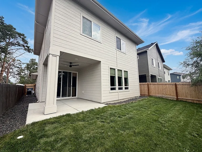 9647 W Kate Dr — Photo 2