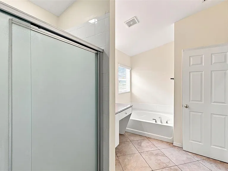 11331 Coconut Island Dr — Photo 15