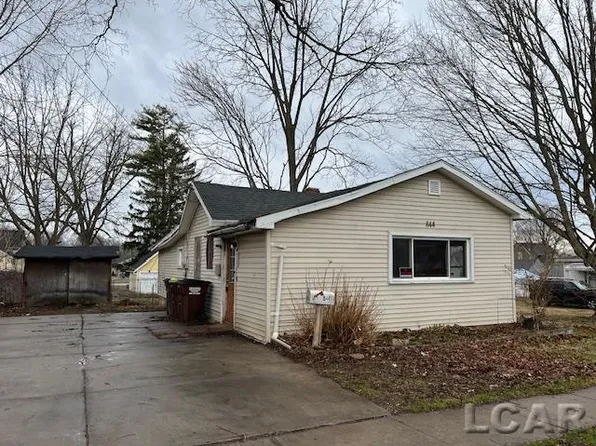 844 Caton Ave, Adrian, MI 49221