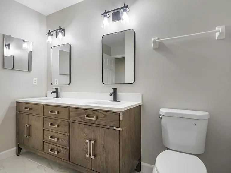 8722 Village Green Blvd — Photo 3