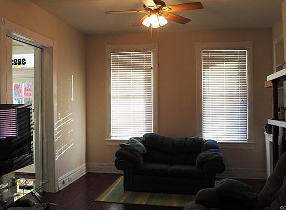 4th image of 3222 Ellwood Ave