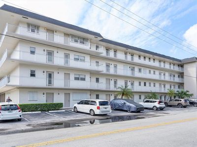 2200 Diana Dr #212, Hallandale, FL, 33009