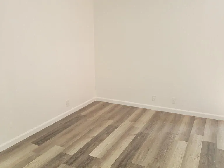 2405 F St #2 — Photo 6