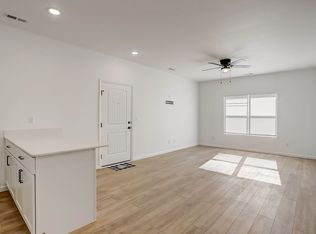 502 S Linn Ave, Wentzville, MO 63385