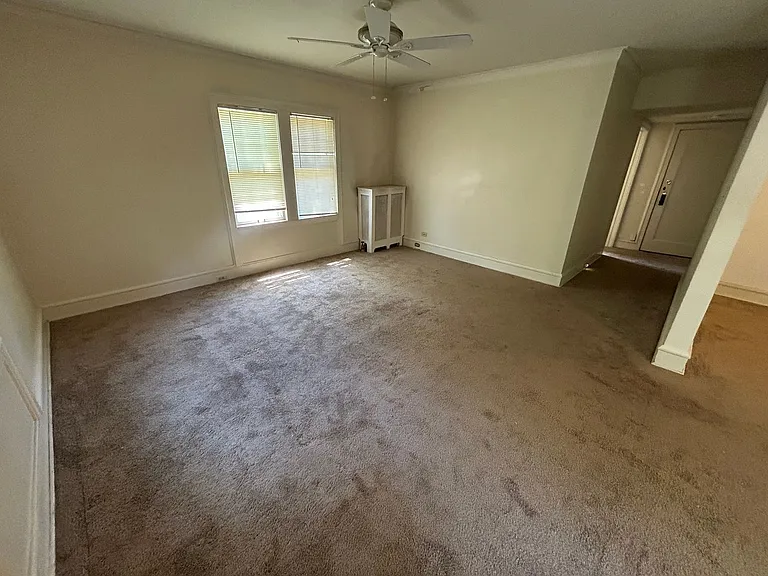 2114 E Woodstock Pl — Photo 10
