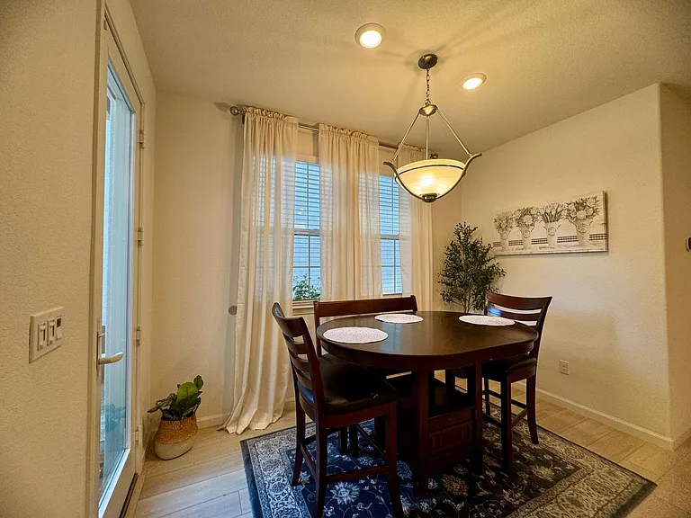 6192 Paseo De Gebhart — Photo 16