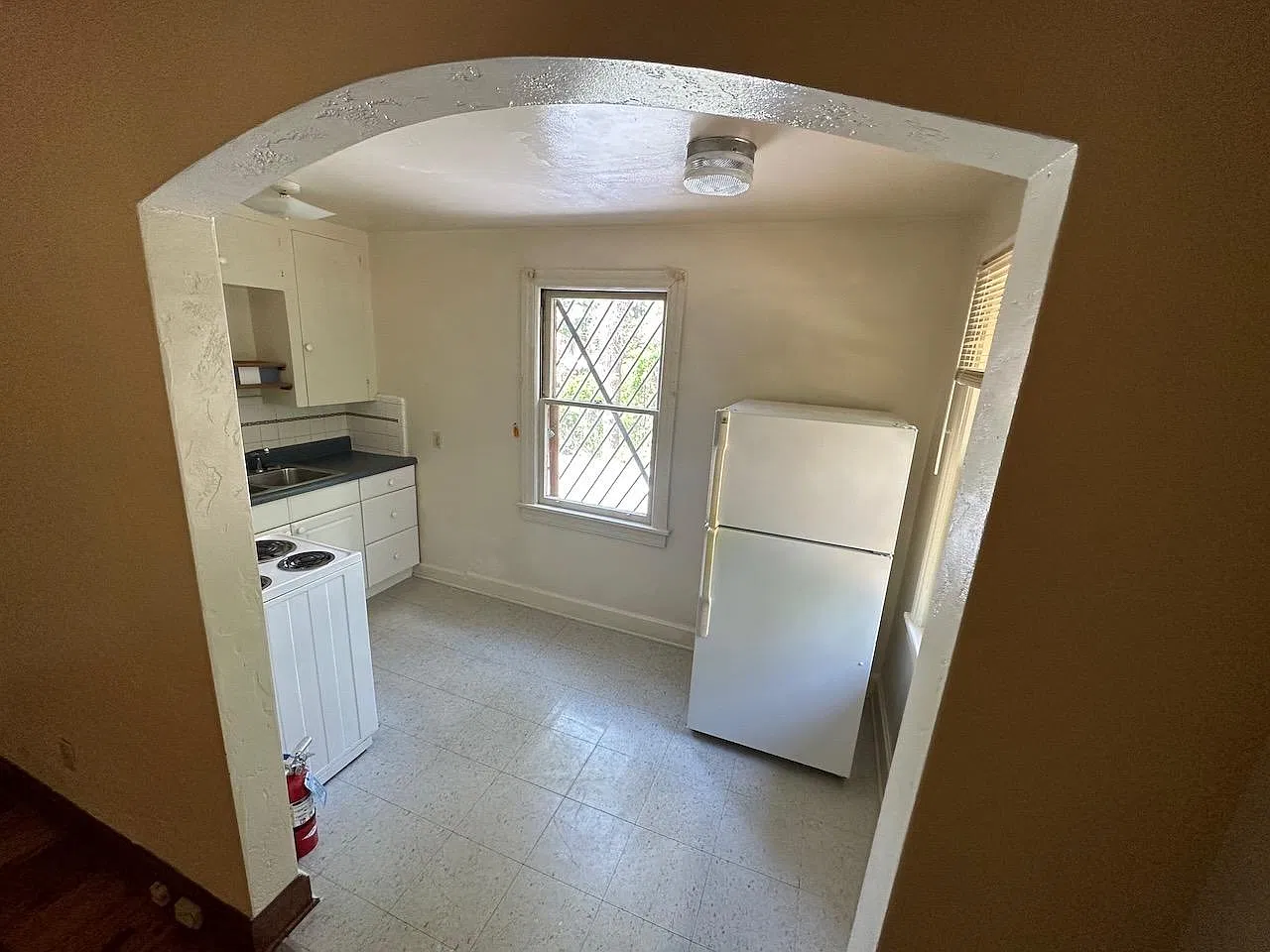 1 bed, 700 sqft, $980 — Photo 3