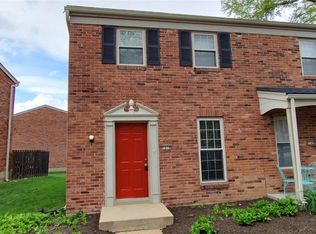 1238 Clarkson Ct, Ballwin, MO 63011