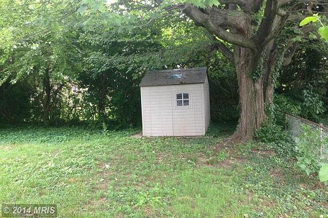 2nd image of 3516 Louth Rd
