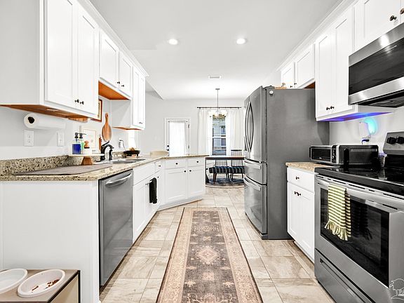 4th image of 8923 Bellawood Cir
