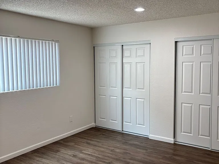 4840 Santa Monica Ave — Photo 4