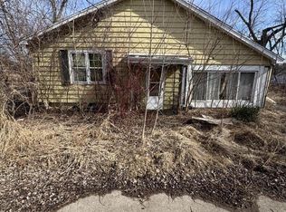 27330 Camp Lake Rd, Trevor, WI 53179