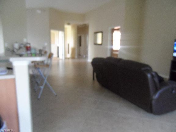 4th image of 3131 Sea Trawler Bnd APT 6