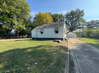 3324 S 2nd St, Southern View, IL 62703