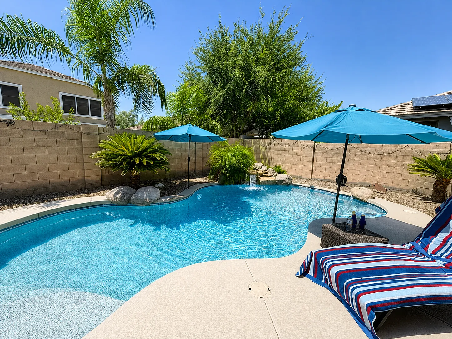 3 bed, 2112 sqft, $2,750 — Photo 2