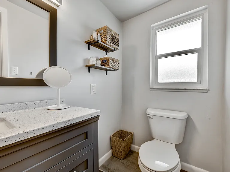 4318 W Grace St — Photo 15