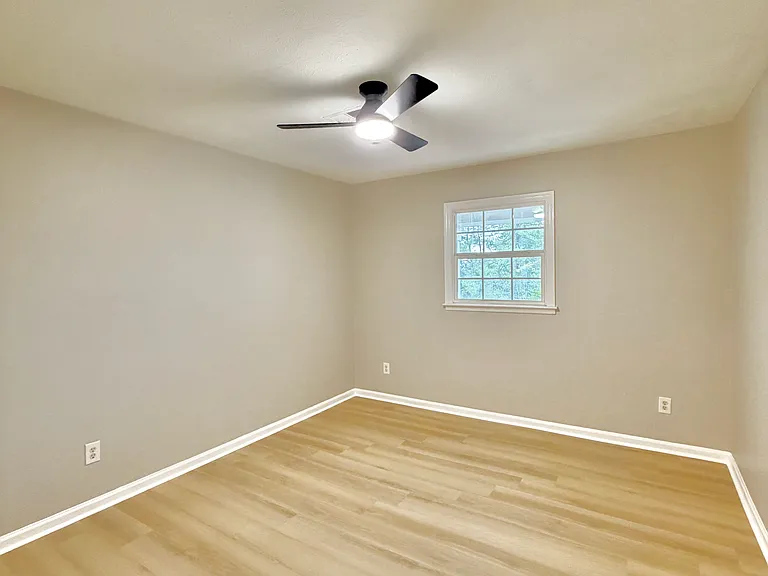 163 Lakeshore Dr #A36 — Photo 4