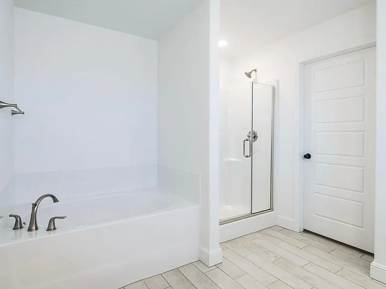 2161 Wildflower Dr — Photo 13