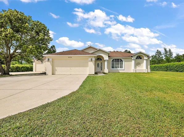 4324 County Road 472, Oxford, FL 34484