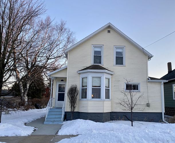 1st image of 605 13th Ave