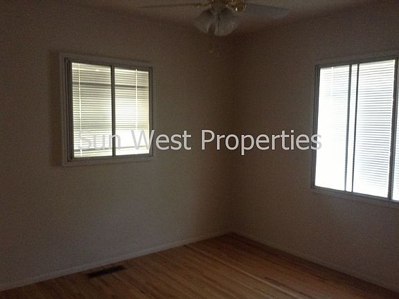 5th image of 112 W Gladden Dr