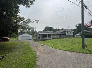 11795 Main St, Perrysburg, NY 14129