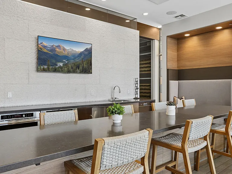 Broadstone Scottsdale Quarter — Photo 11