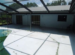 122 Lake Hobbs Rd, Lutz, FL 33548