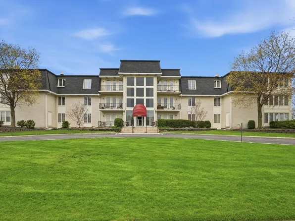 8831 Harrison Ave Unit 202, Munster, IN 46321