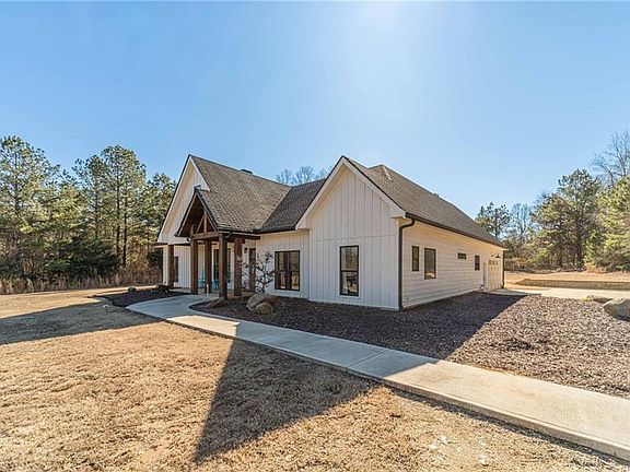 2nd image of 5304 S Apple Valley Rd