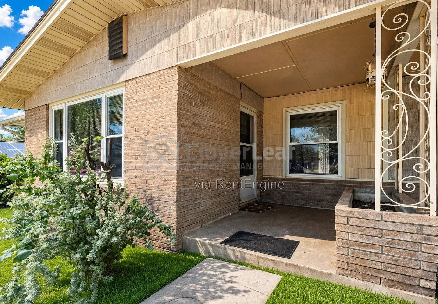 3 bed, 2.0 bath, 1677 sqft, $1,797 — Photo 4