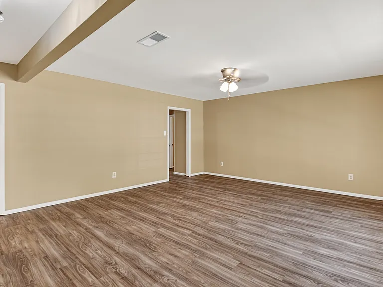 1 Tanglewood Ct — Photo 7