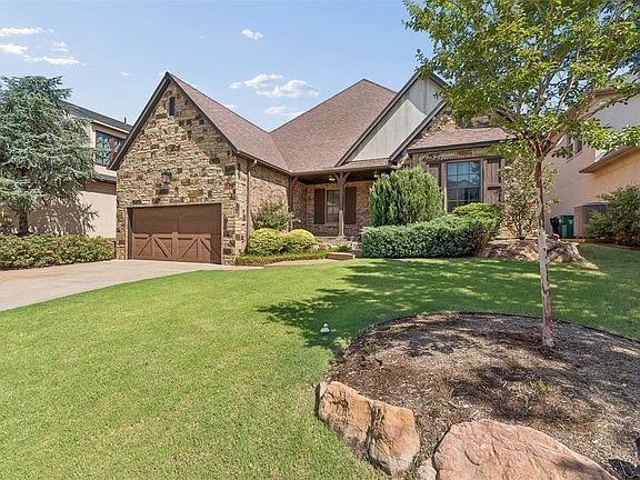 2nd image of 16816 Little Leaf Ln