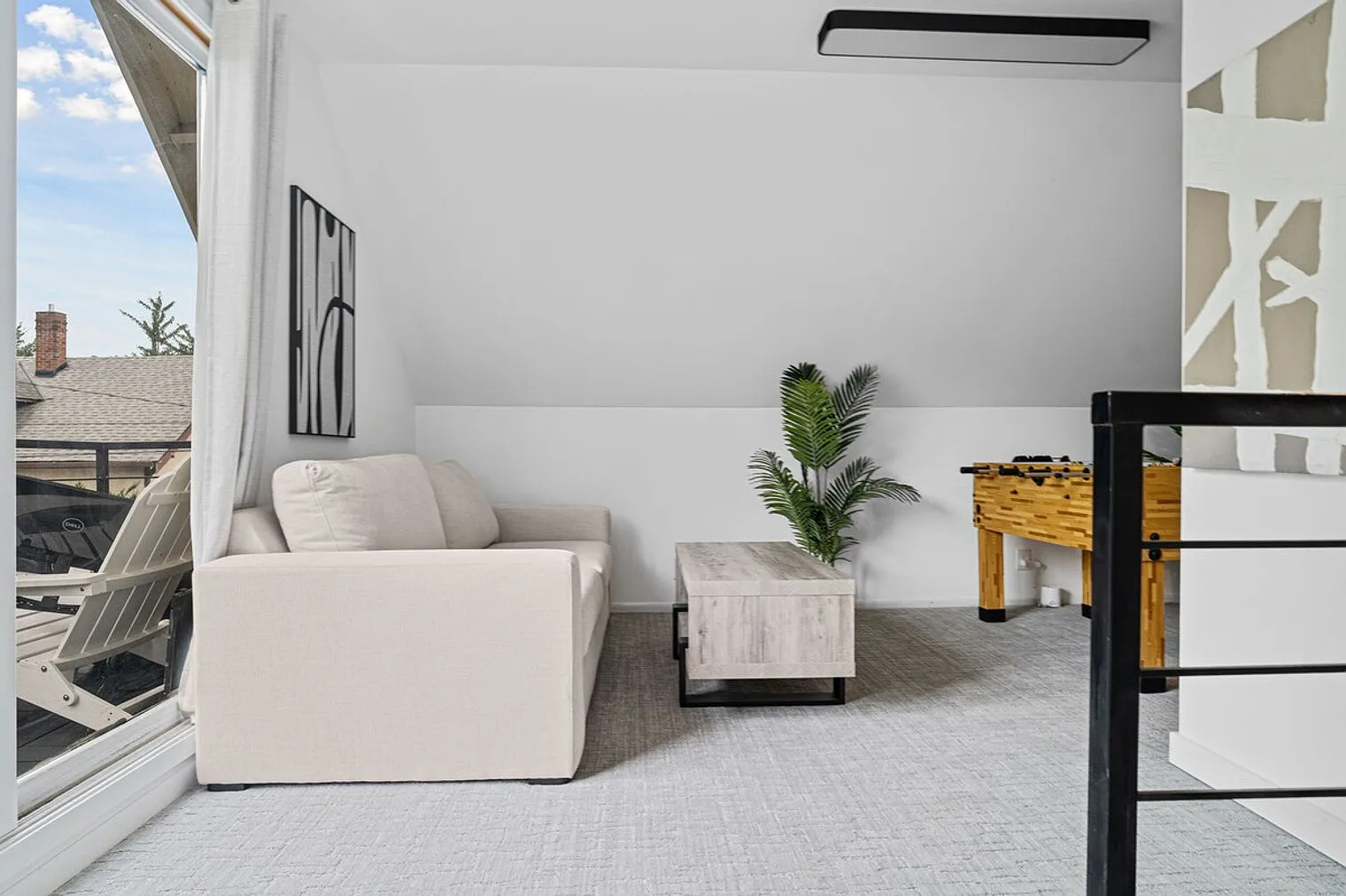 3 bed, 2.0 bath, $7,635 — Photo 3