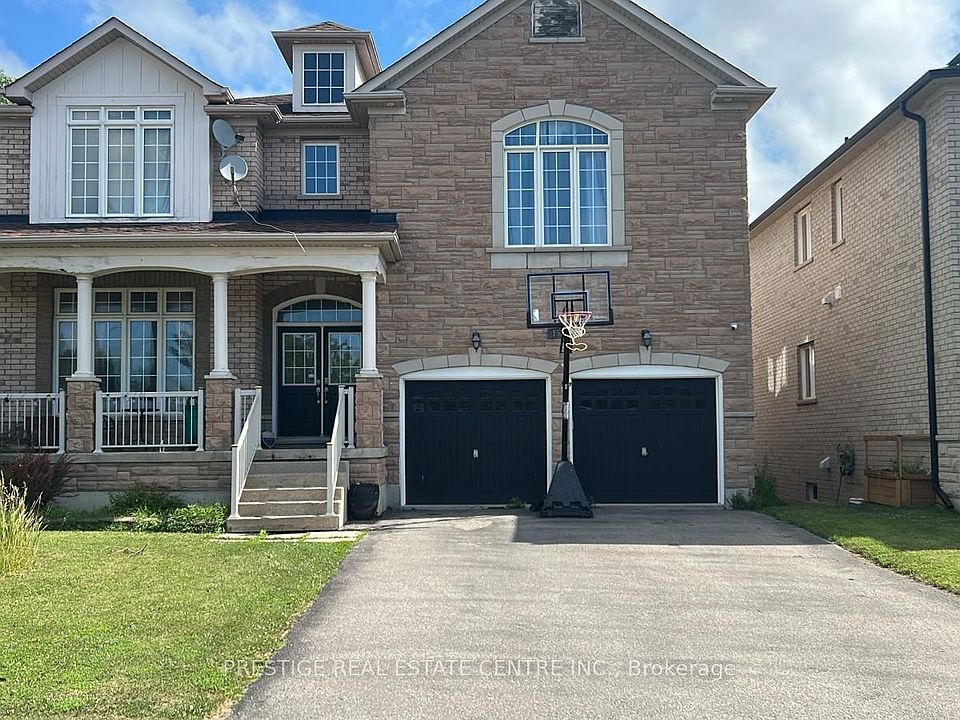 1st image of 1527 Stewart Cres